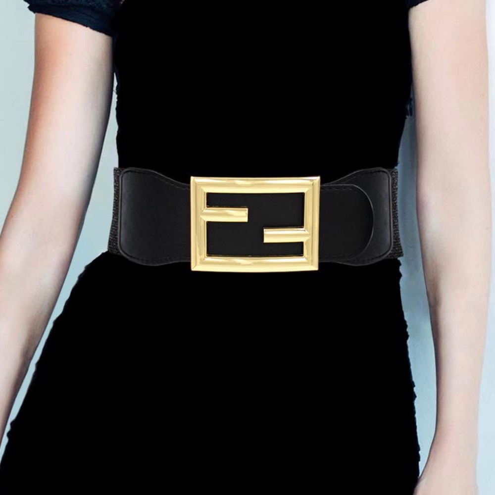 Oversized Metal Buckle Accented Elastic Statement Belt